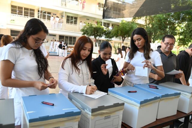 WhatsApp Image 2025-10-29 at 11.50.02