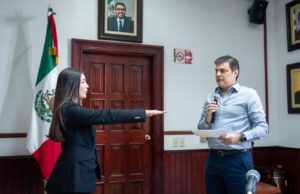 En sesión extraordinaria toman protesta a la regidora Leslie Soto Berrelleza