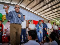 Gobernador Rocha Moya y Eneyda Rocha festejan a miles de familias en la Gran Posada 2025