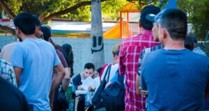 Sinaloa fortalece la atención integral a familias en situación de desplazamiento con apoyos invernales, alimentarios y de salud en Culiacán