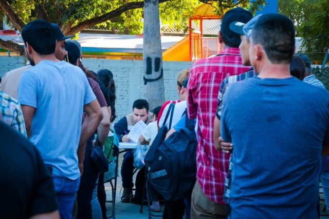 afb828a0-25a4-4e98-a1d9-0b320faa2342