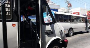 Transportistas ofrecen servicio nocturno en diciembre si comercios amplían horarios