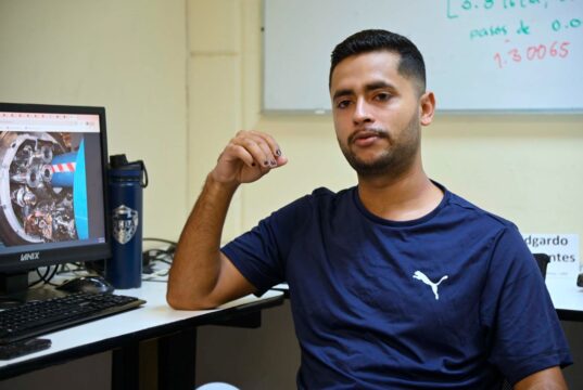 Jesús Leyva, el estudiante de la UAS que investiga el futuro de la Física junto a los mejores del mundo
