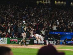 Tomateros escriben una noche épica y obligan al juego 7, hoy viernes