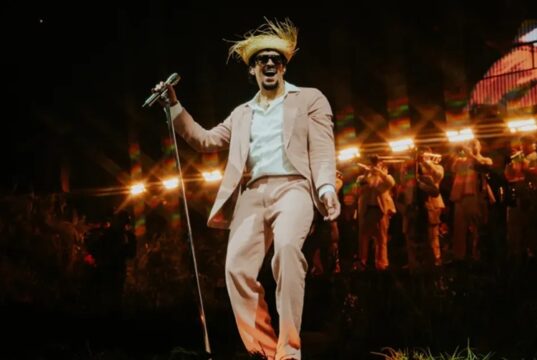 No, Bad Bunny no usará vestido en el show de medio tiempo del Super Bowl LX
