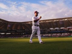 Manny Barreda teje una joya y Tomateros golpea primero en semifinales