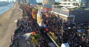 Más de 480 mil personas disfrutan del segundo desfile del Carnaval de Mazatlán