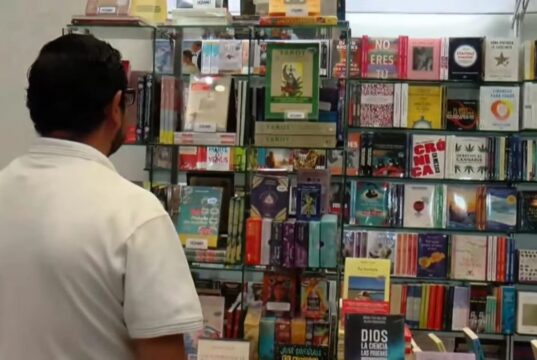 Editorial UAS inaugura su agenda literaria 2026; Con 160 títulos y mil ejemplares, llega al corazón de la CDMX en la Feria del Libro del Palacio de Minería