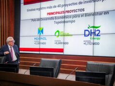 Gobernador Rocha Moya imparte conferencia magistral en el Centro de Estudios Superiores Navales