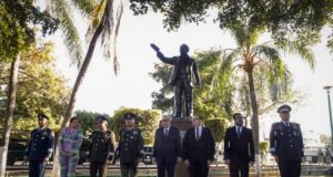 Gobernador Rocha encabeza acto conmemorativo del 220 aniversario del natalicio de Benito Juárez