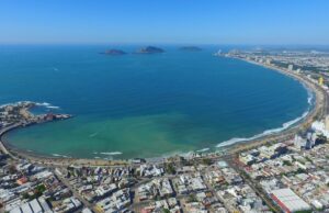 ¡Gentrificación en el puerto! El auge de plataformas digitales pone en jaque al sector inmobiliario en Mazatlán