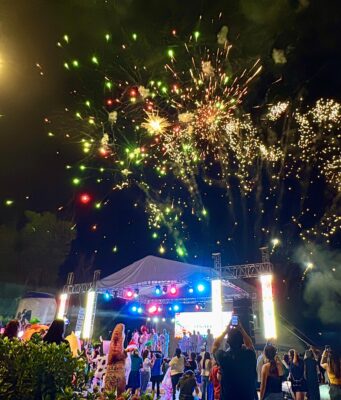 Asiste gobernador Rocha al desfile del Carnaval de Badiraguato