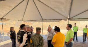 Gobernador Rocha acude a mina de Santa Fe, en Rosario; sigue atento al operativo de rescate