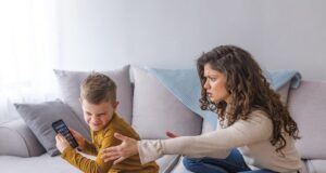 ¡De los likes a la depresión! Especialista advierte sobre niveles críticos en la salud mental de Sinaloa