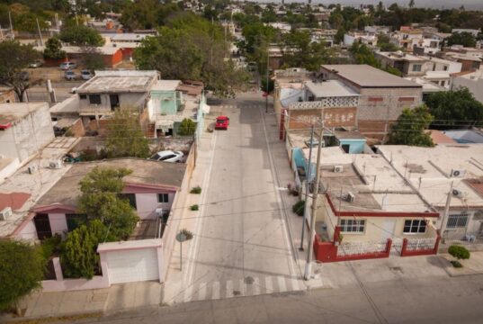 Culiacán tiene nuevas calles frente a planteles educativos y suma 247 pavimentaciones en tres años