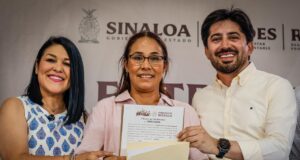 Gobierno de Sinaloa lleva certeza jurídica a Choix con la entrega de 1,384 acciones patrimoniales