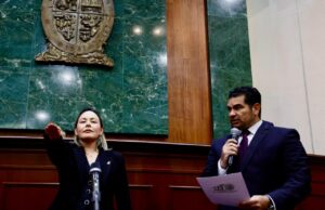 Yeraldine Bonilla Valverde rinde protesta como gobernadora interina de Sinaloa