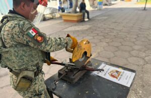 ¡Ya no las quieren! Familias siguen canjeando armas en Desarme Voluntario