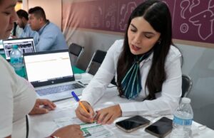 CFE atiende a usuarios por inconformidades relacionadas con facturación del servicio eléctrico