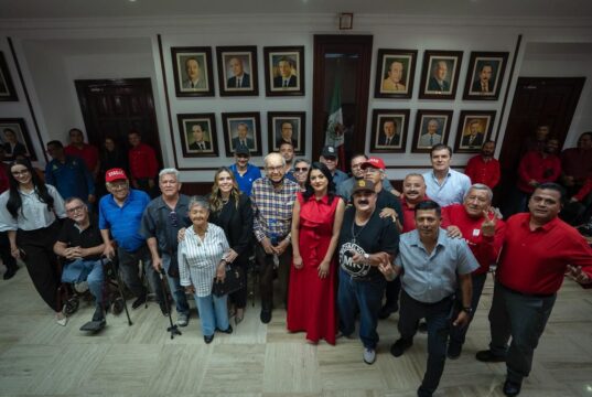 Reconoce Ayuntamiento de Culiacán legado de trabajadores sindicalizados con entrega de primas de antigüedad; ‘estamos agradecidos’