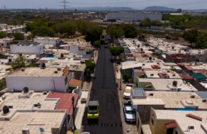 Avanzan trabajos de reencarpetado en vialidades de Valles del Sol y Finisterra