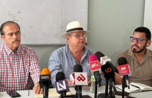 Transportistas de Sinaloa buscan frenar malas prácticas de credenciales estudiantiles