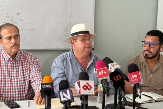 Transportistas de Sinaloa buscan frenar malas prácticas de credenciales estudiantiles