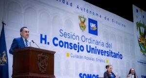 El Rector Madueña toma protesta a 41 directores y directoras electas de unidades académicas