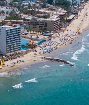 Sinaloa conquista a los turistas este verano con sus playas espectaculares