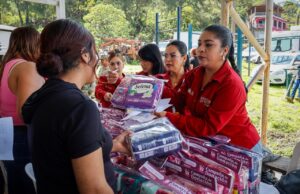 Acercan alimentos, agua y diversos servicios legales y de salud a 400 familias Concordia