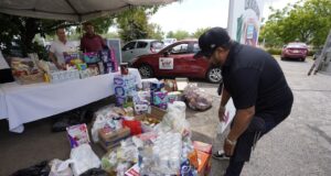 Continúa DIF Sinaloa recibiendo donaciones para Venezuela en el Centro de Acopio