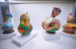 Reconoce Gobierno de Sinaloa el talento y las raíces de sus artesanos