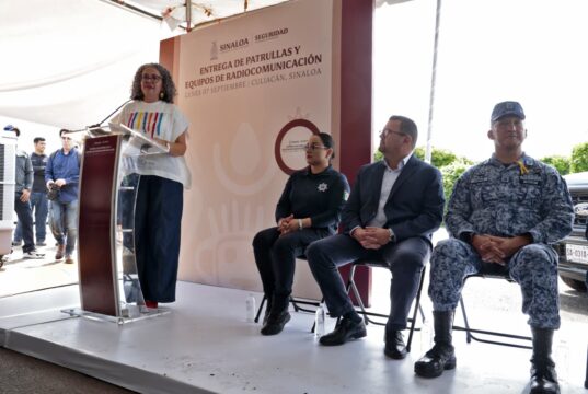 El equipamiento de los cuerpos de seguridad incrementa la confianza de la sociedad en sus instituciones: Gobernadora Graciela Domínguez
