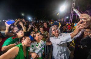 Ciudadanos salen a celebrar las Fiestas Patrias y a disfrutar de sus espacios públicos, expresa la Gobernadora Graciela Domínguez