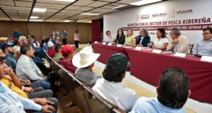 Gobierno federal y pescadores acuerdan acciones para fortalecer la pesca ribereña